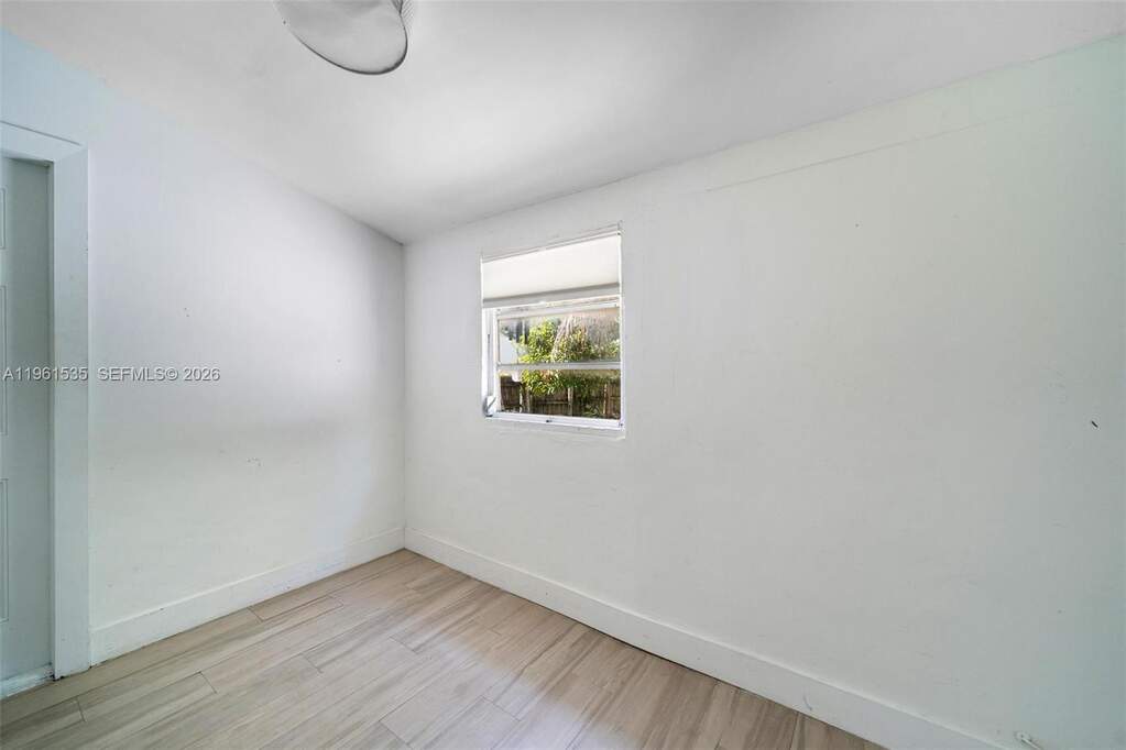 4 Bedroom Multi Unit's Image 14