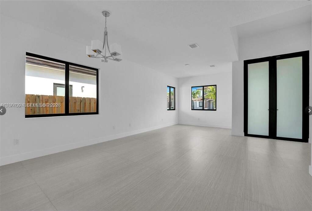 4 Bedroom Single Family Home/House's Image 12