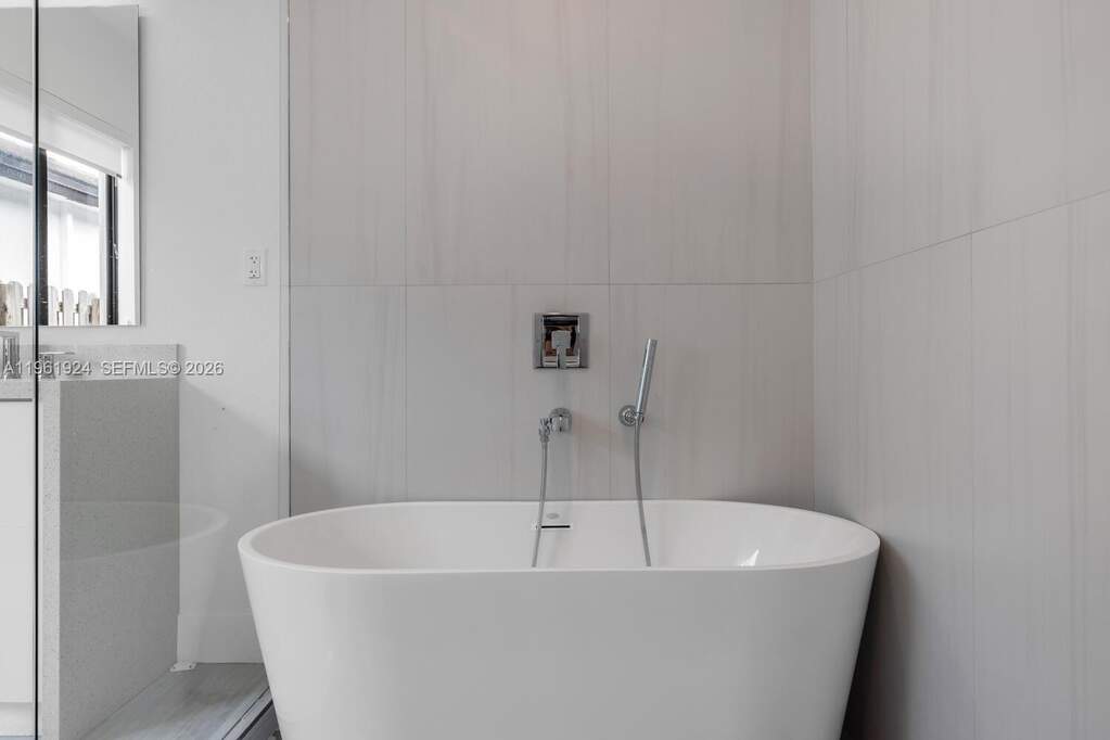 4 Bedroom Single Family Home/House's Image 20