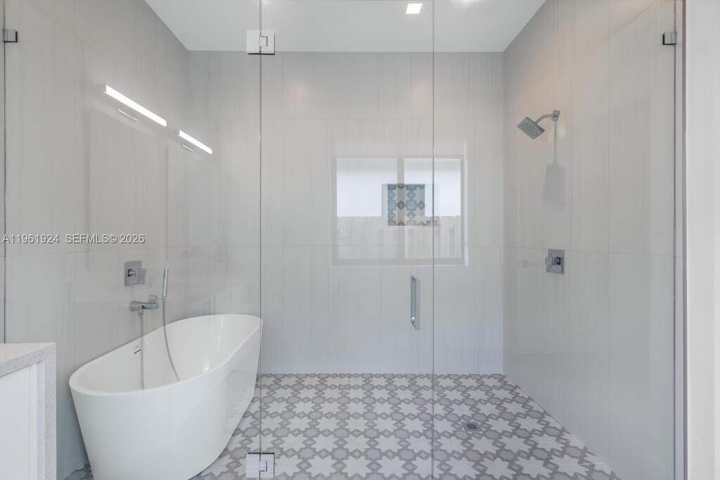 4 Bedroom Single Family Home/House's Image 22