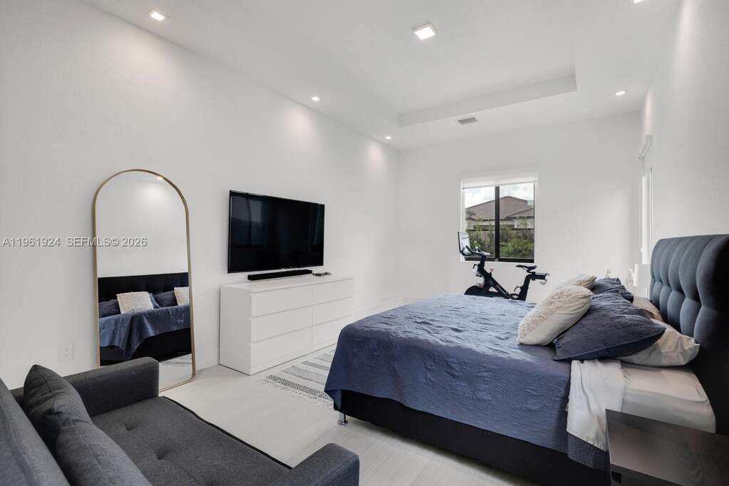 4 Bedroom Single Family Home/House's Image 25