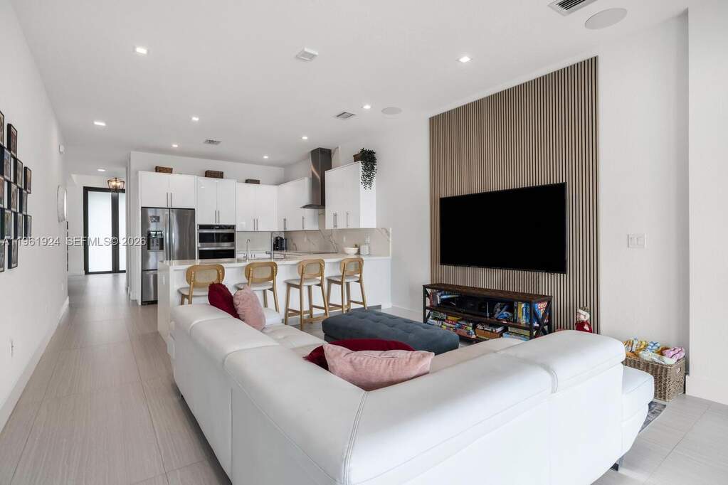 4 Bedroom Single Family Home/House's Image 27