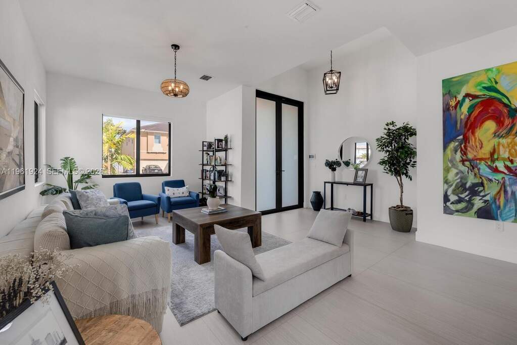 4 Bedroom Single Family Home/House's Image 30