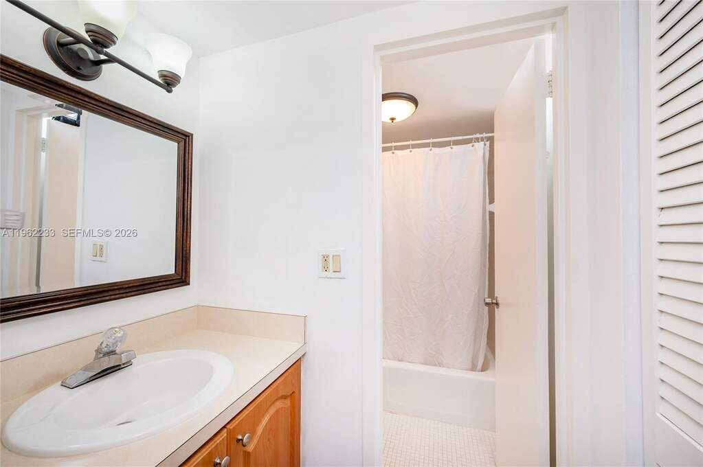 1 Bedroom Apartment/Flat's Image 10
