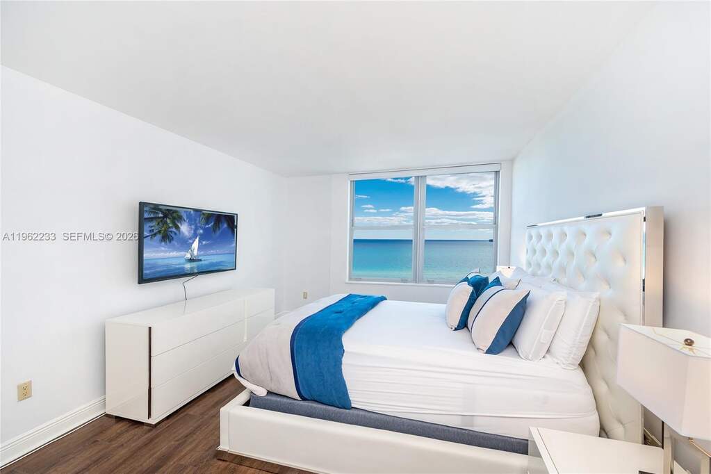 1 Bedroom Apartment/Flat's Image 11
