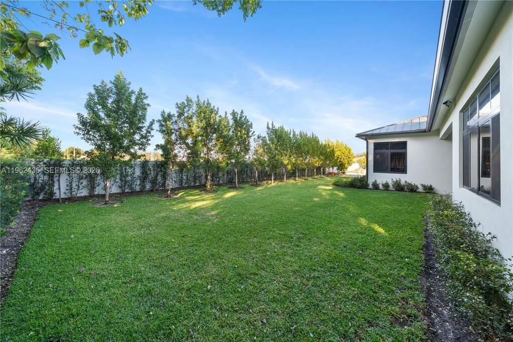 5 Bedroom Single Family Home/House's Image 42