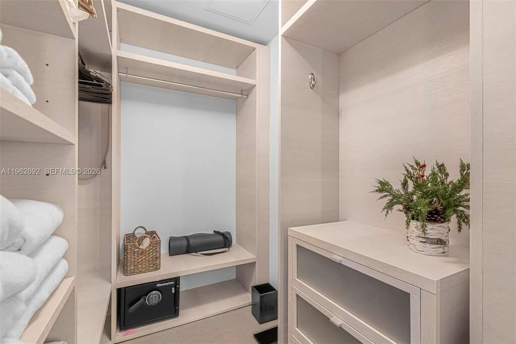1 Bedroom Apartment/Flat's Image 9