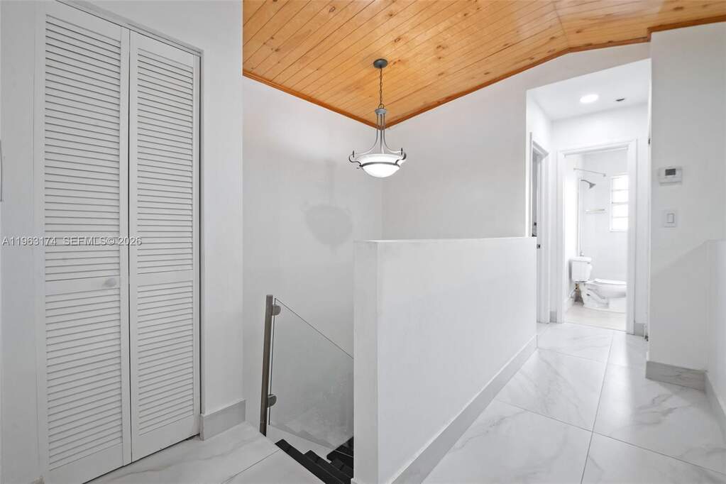 4 Bedroom Single Family Home/House's Image 10