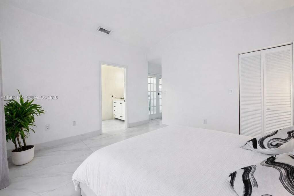 4 Bedroom Single Family Home/House's Image 12