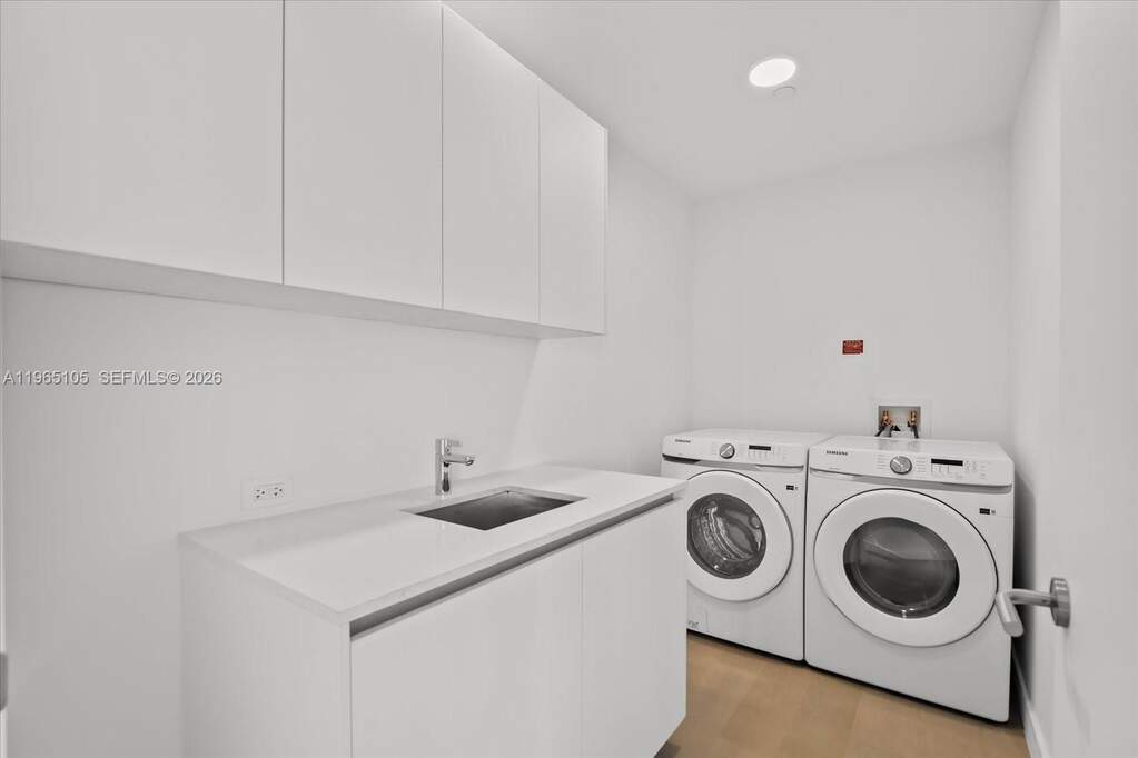 3 Bedroom Apartment/Flat's Image 32