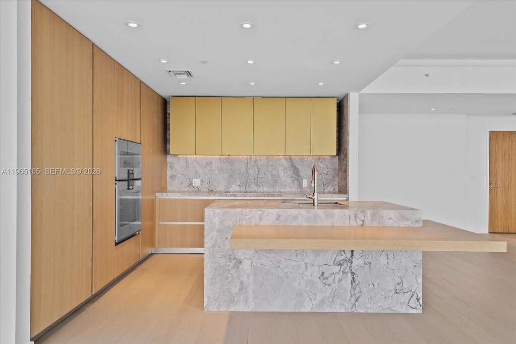 3 Bedroom Apartment/Flat's Image 4