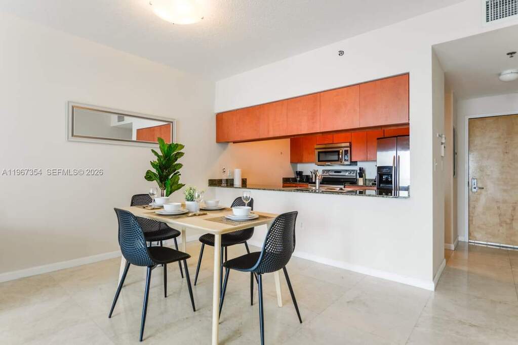 1 Bedroom Apartment/Flat's Image 4