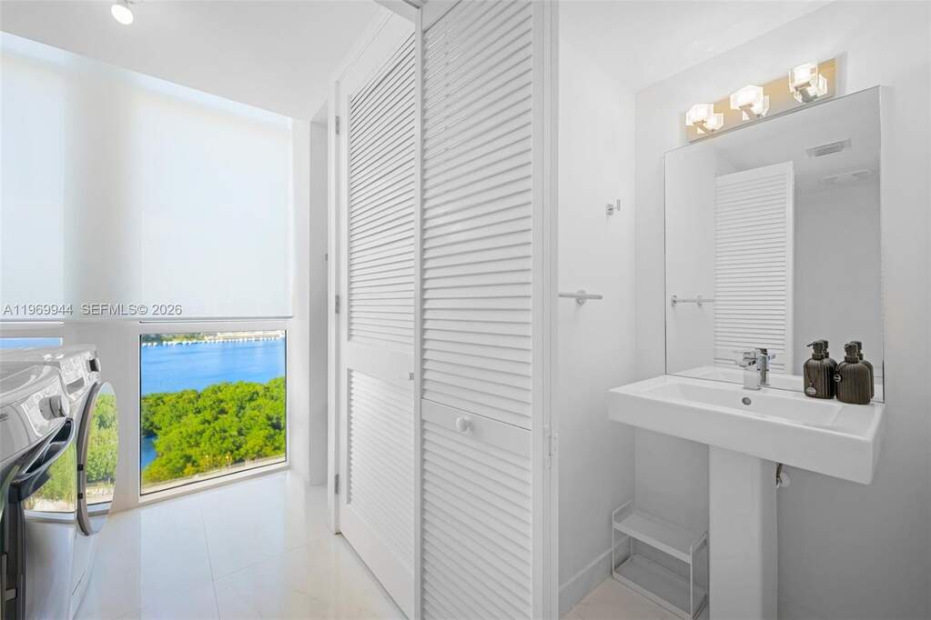 4 Bedroom Apartment/Flat's Image 8