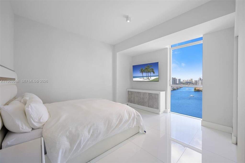 4 Bedroom Apartment/Flat's Image 9