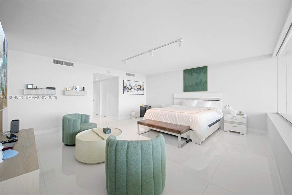 4 Bedroom Apartment/Flat's Image 15