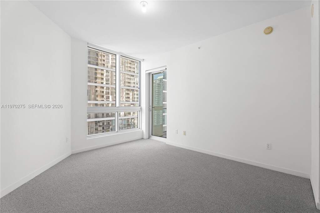 2 Bedroom Apartment/Flat's Image 6