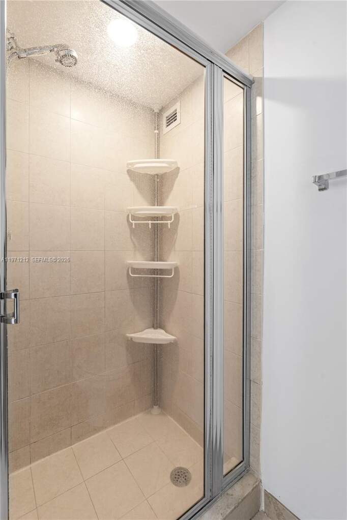 2 Bedroom Apartment/Flat's Image 16