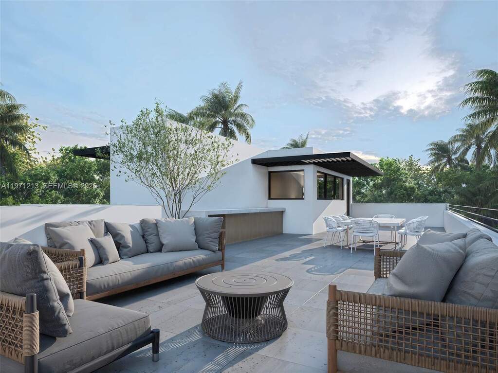 4 Bedroom Villa/Townhouse's Image 12
