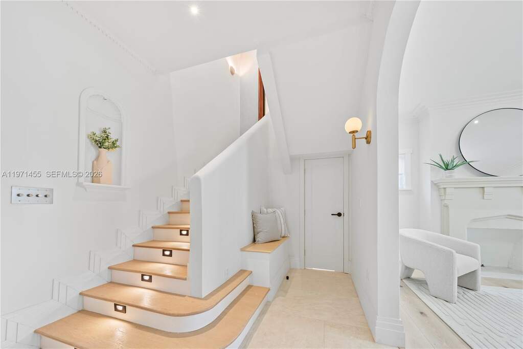 4 Bedroom Single Family Home/House's Image 22