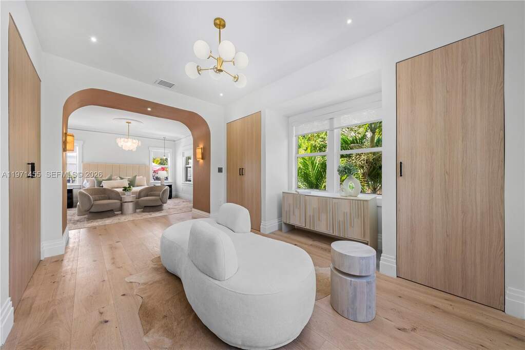 4 Bedroom Single Family Home/House's Image 30
