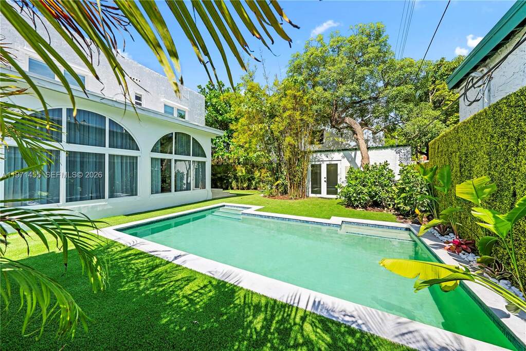 4 Bedroom Single Family Home/House's Image 47