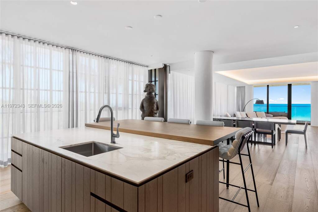 4 Bedroom Apartment/Flat's Image 14
