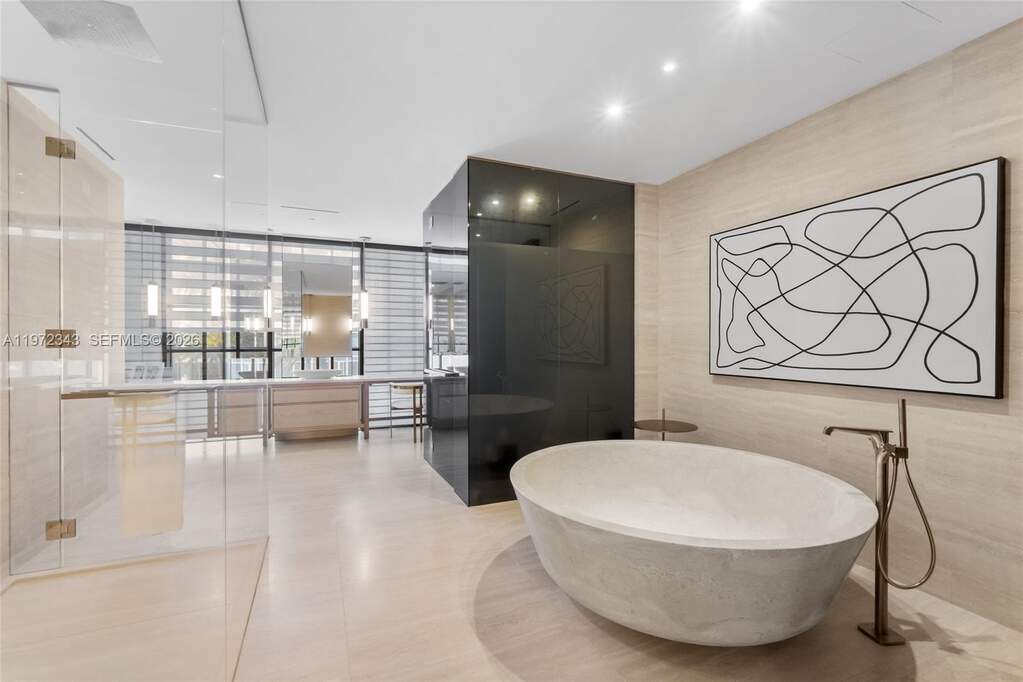 4 Bedroom Apartment/Flat's Image 25