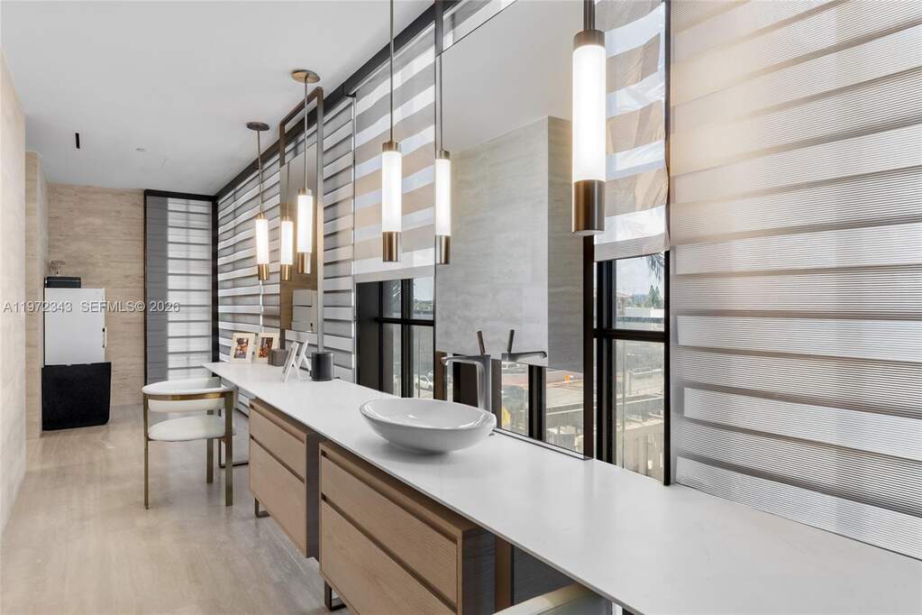 4 Bedroom Apartment/Flat's Image 31