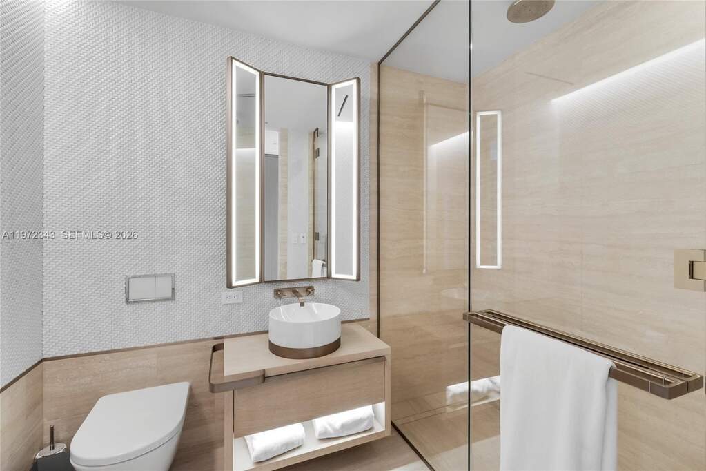 4 Bedroom Apartment/Flat's Image 41