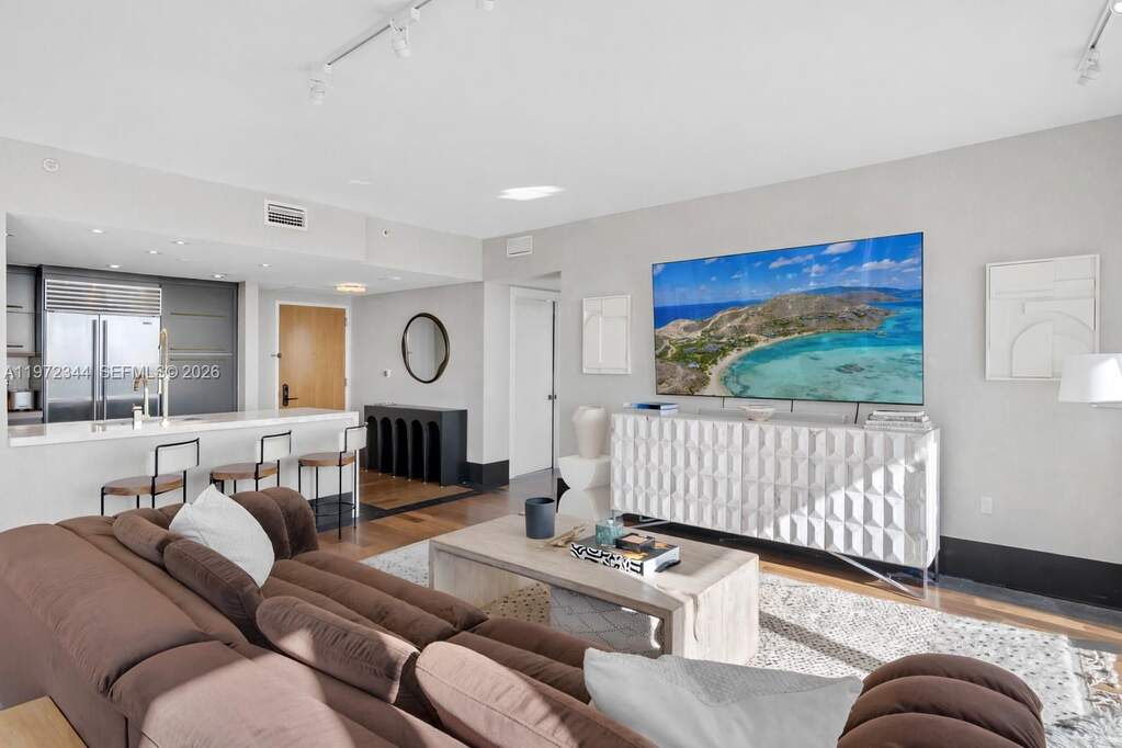2 Bedroom Apartment/Flat's Image 8