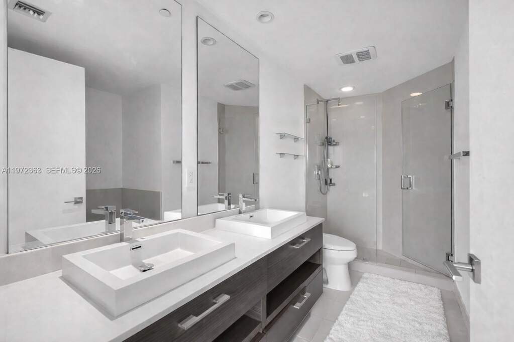 2 Bedroom Apartment/Flat's Image 10