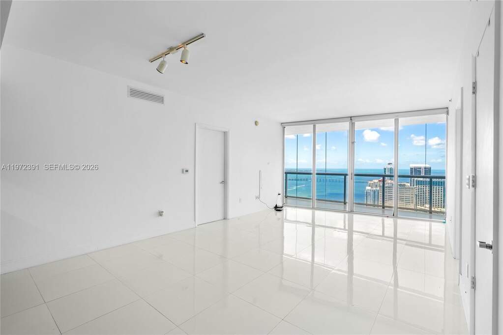 2 Bedroom Apartment/Flat's Image 14