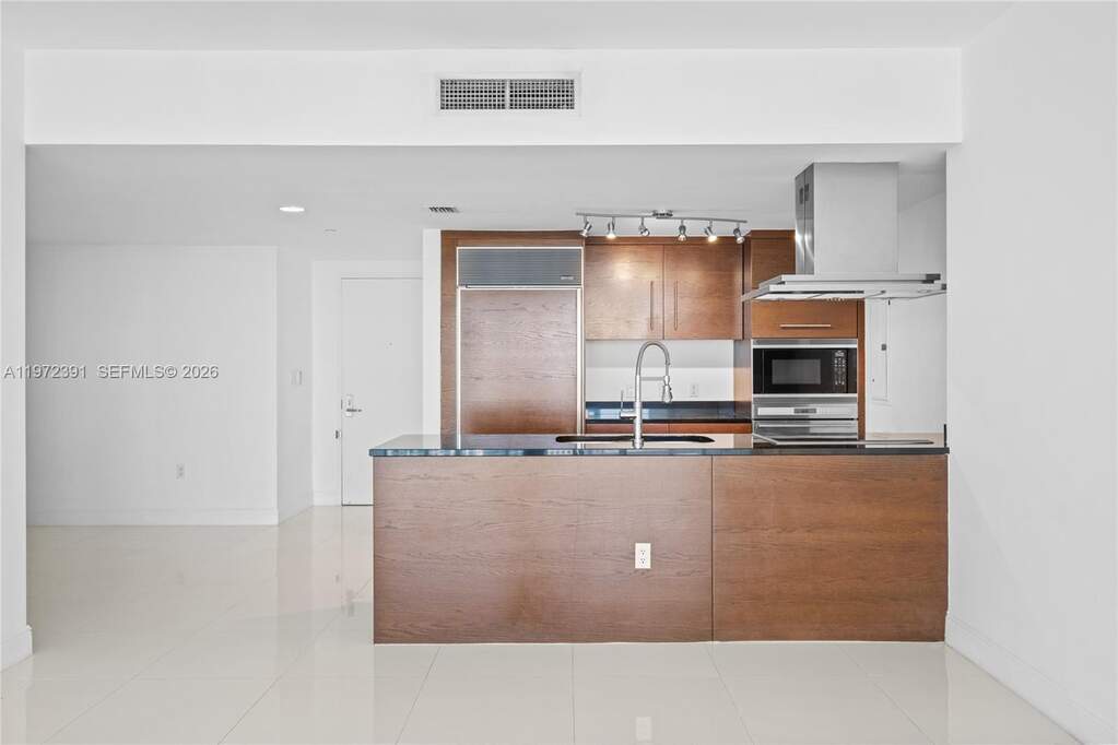 2 Bedroom Apartment/Flat's Image 17