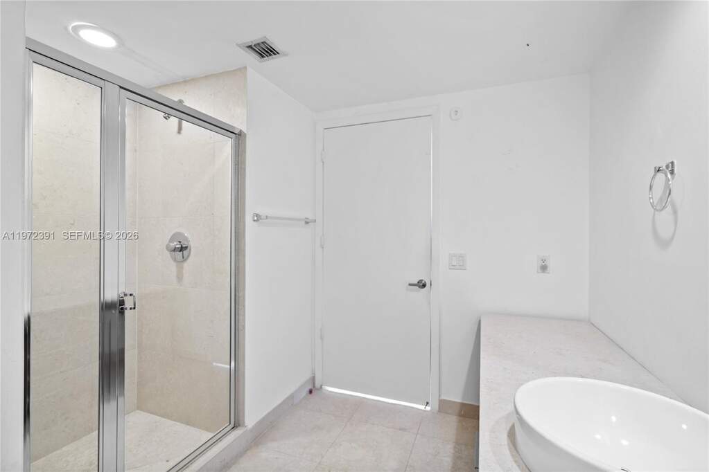 2 Bedroom Apartment/Flat's Image 39