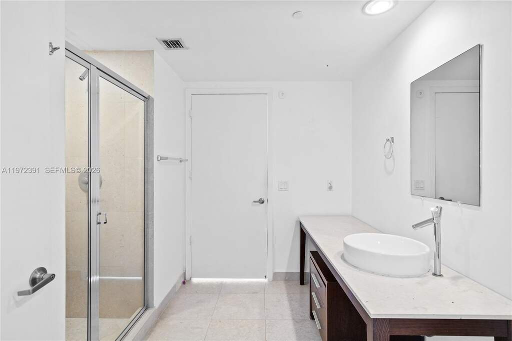 2 Bedroom Apartment/Flat's Image 41