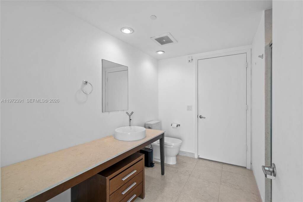 2 Bedroom Apartment/Flat's Image 42