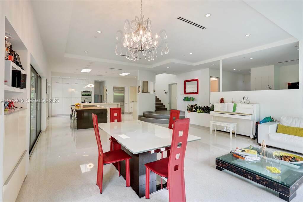 4 Bedroom Single Family Home/House's Image 7