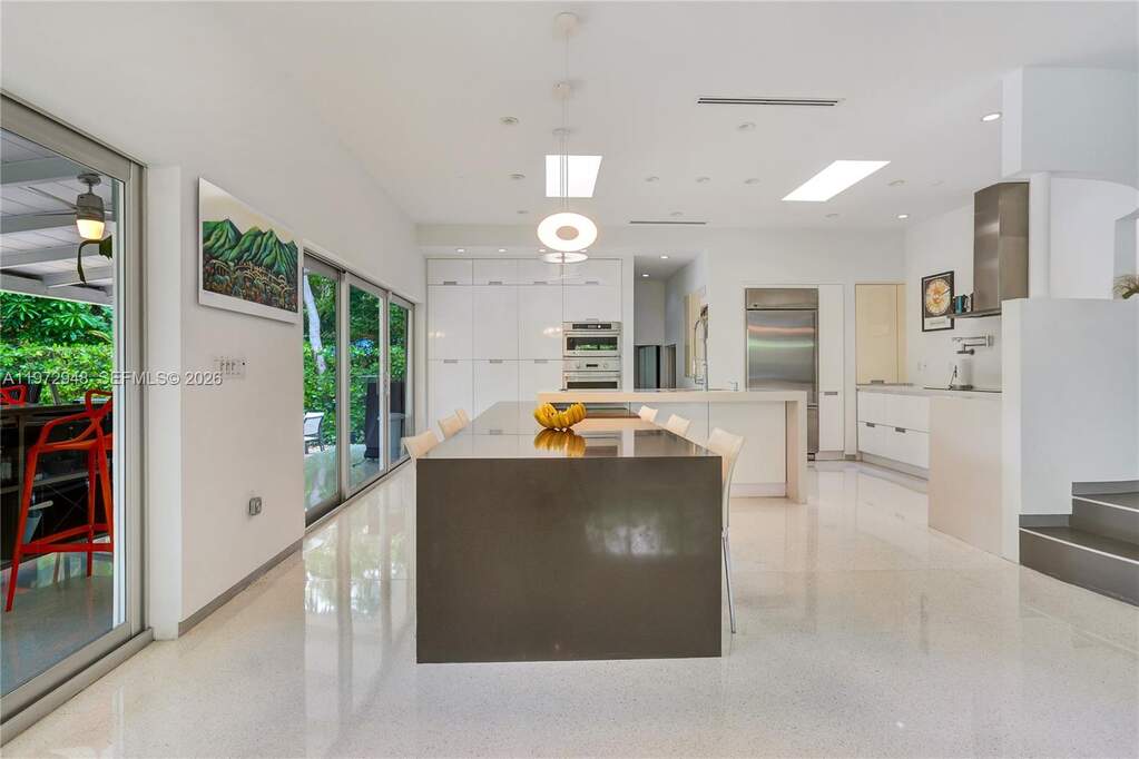 4 Bedroom Single Family Home/House's Image 10