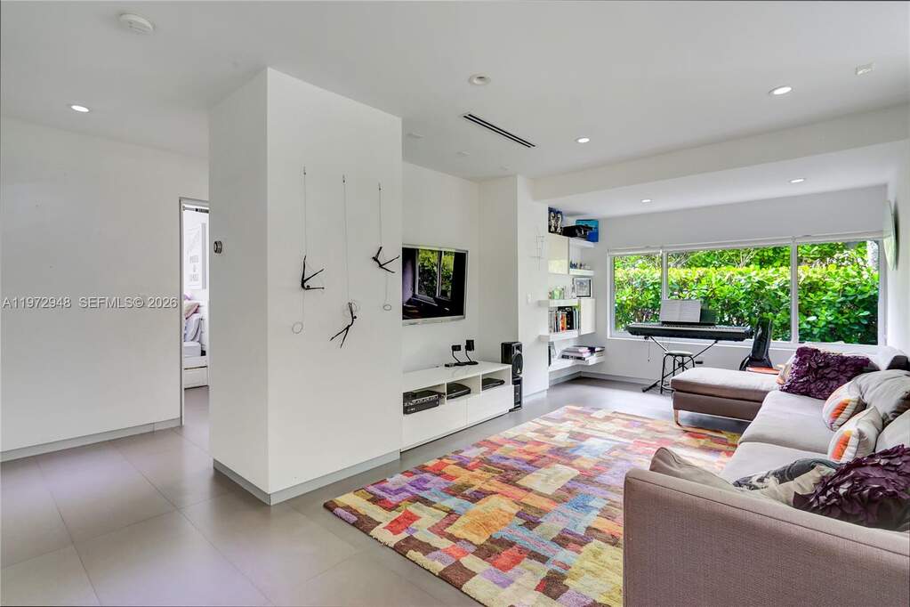 4 Bedroom Single Family Home/House's Image 15