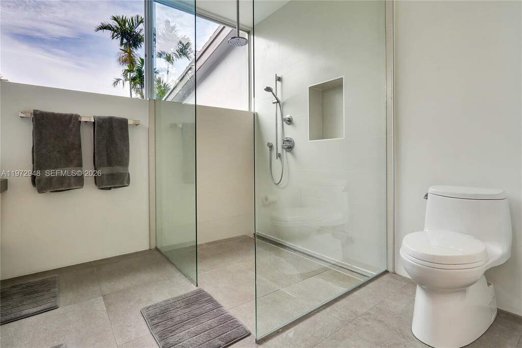 4 Bedroom Single Family Home/House's Image 19