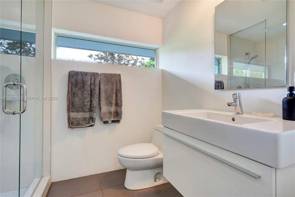 4 Bedroom Single Family Home/House's Image 21