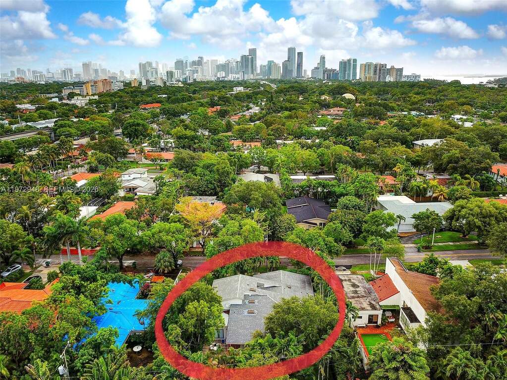 Great location! Only five minutes to Brickell fina