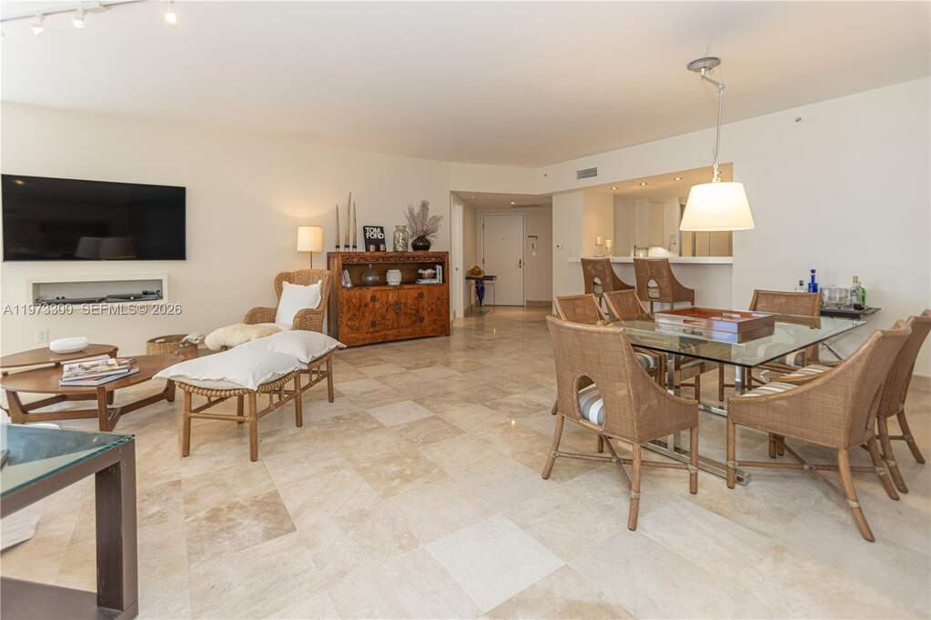 2 Bedroom Apartment/Flat's Image 14
