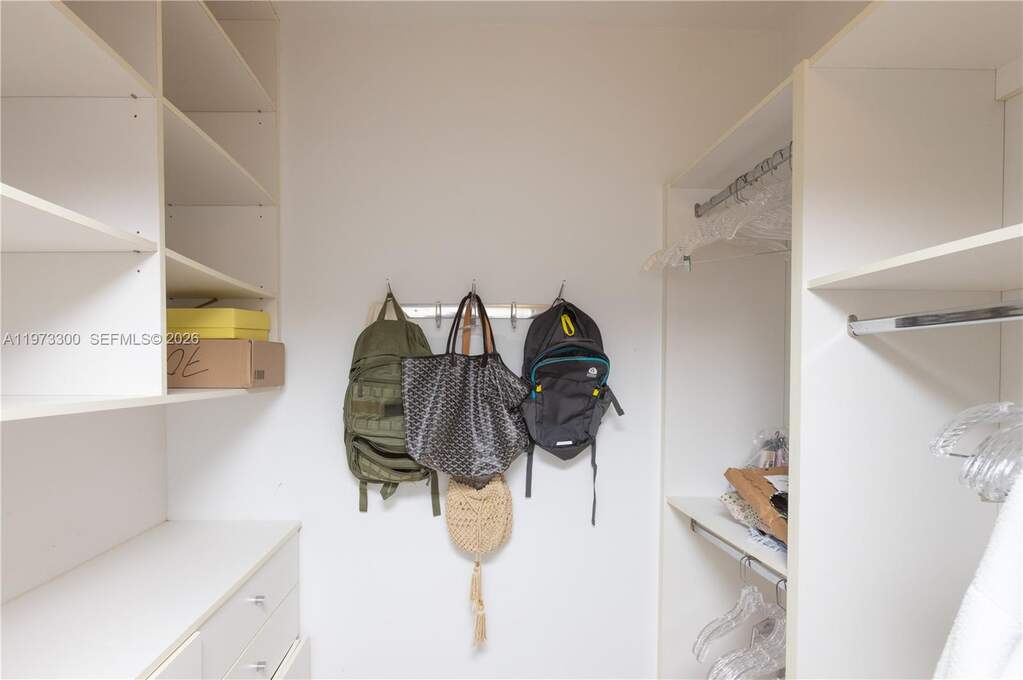 2 Bedroom Apartment/Flat's Image 25