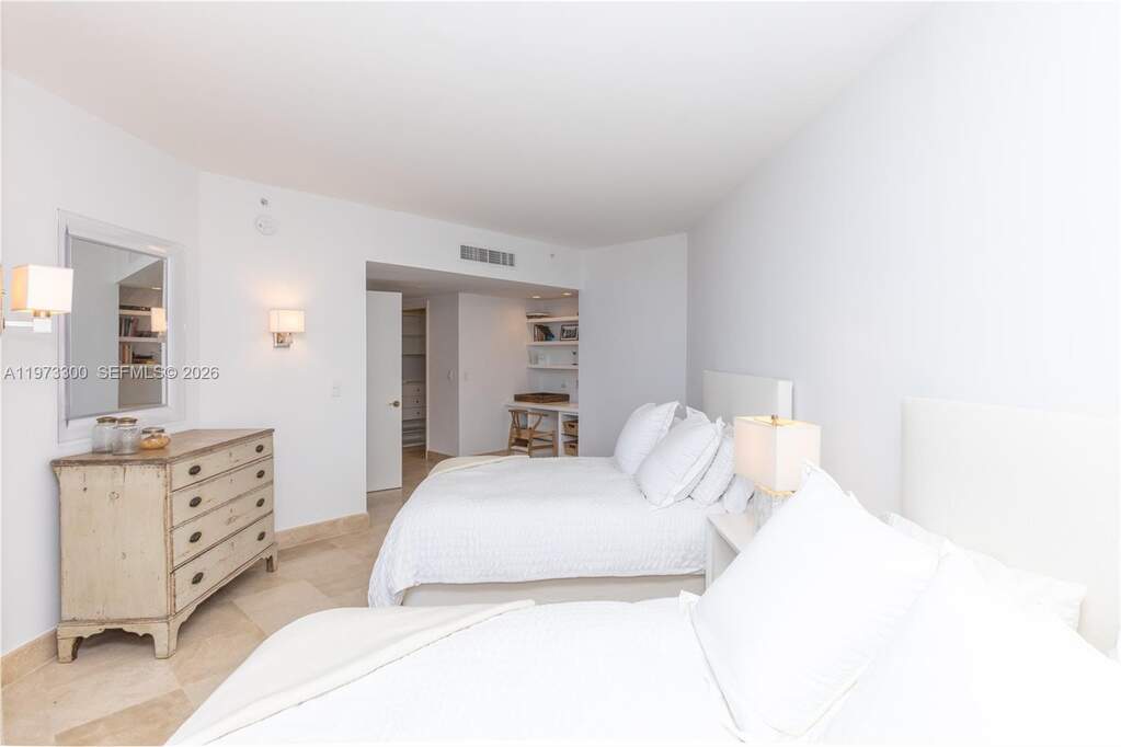 2 Bedroom Apartment/Flat's Image 32