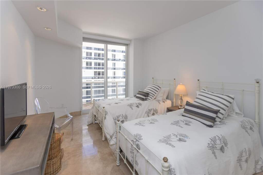 2 Bedroom Apartment/Flat's Image 33