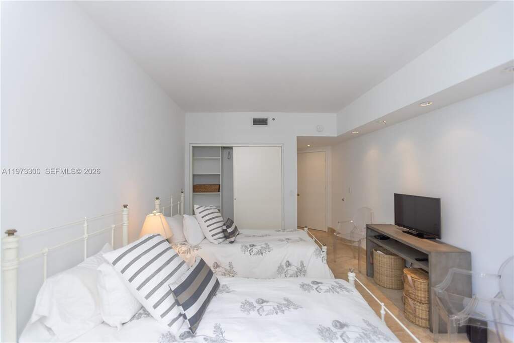2 Bedroom Apartment/Flat's Image 36