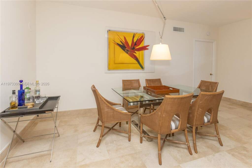 2 Bedroom Apartment/Flat's Image 5