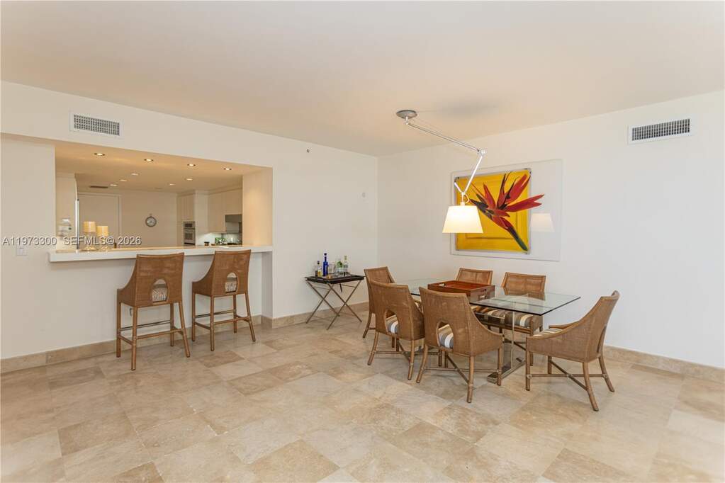2 Bedroom Apartment/Flat's Image 6