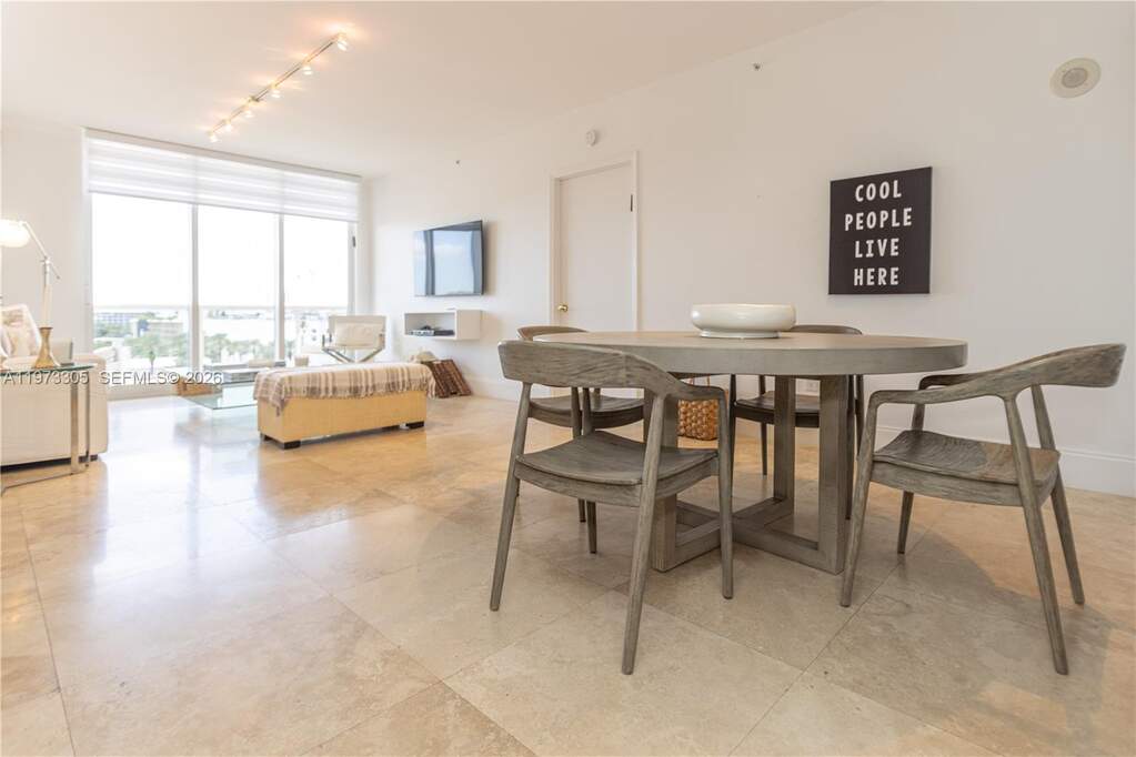 2 Bedroom Apartment/Flat's Image 11
